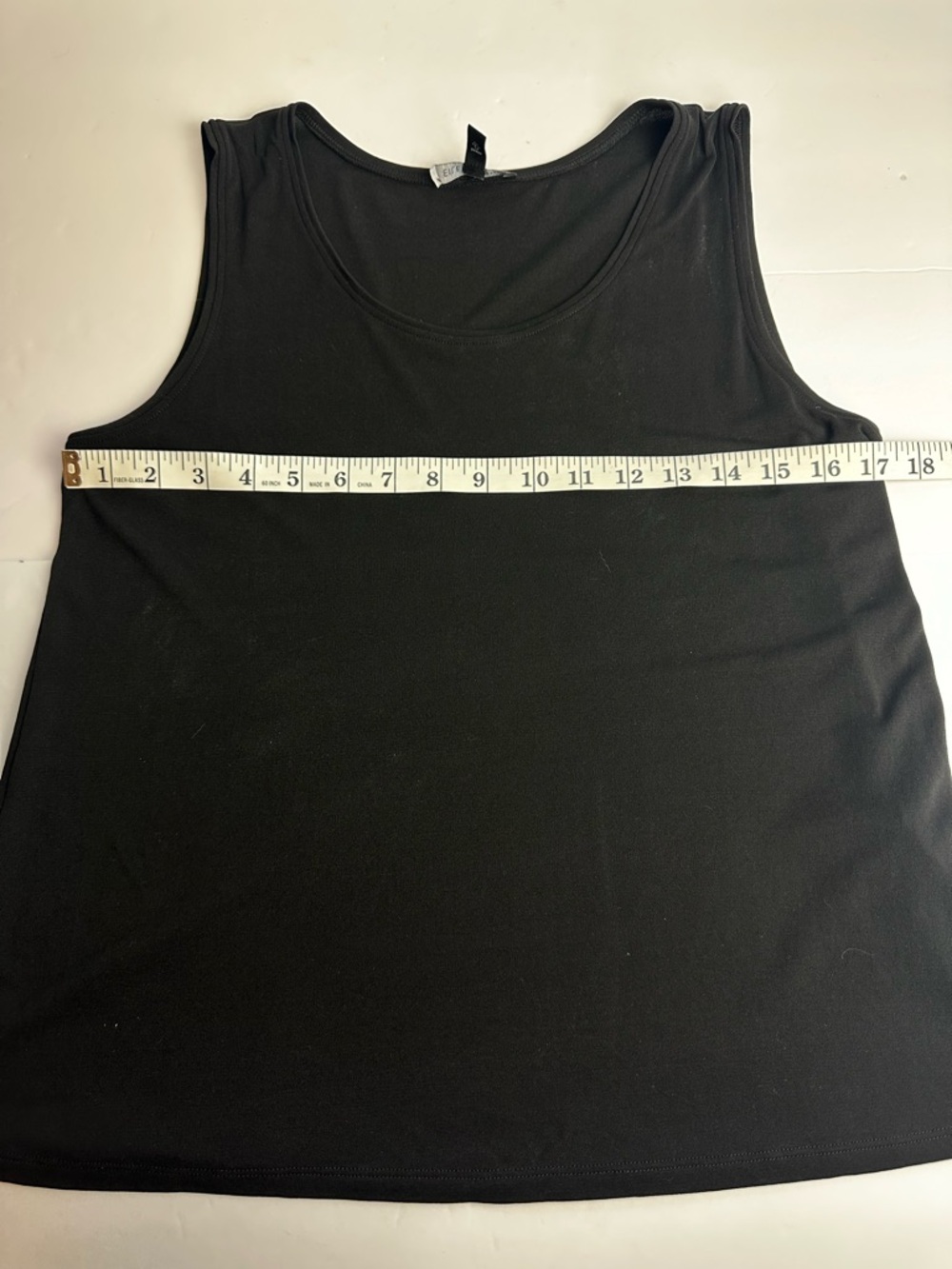 Eileen Fisher 100% Silk Sleeveless Tank Top Women's Size Medium Black Minimalist - Picture 3 of 7
